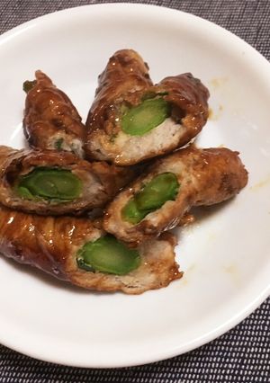 菜の花(茎)の豚肉巻き♪-レシピのメイン写真