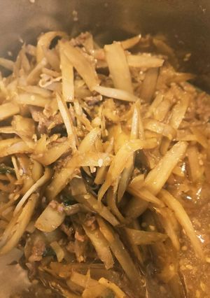 コストコ*プルコギで牛ごぼう♪-レシピのメイン写真