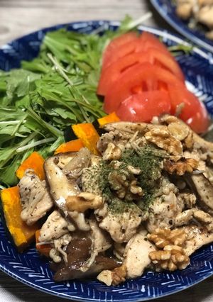 鶏むね肉&キノコ炒めのサラダ☆-レシピのメイン写真