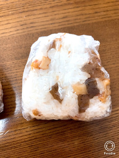 おでんde炊き込みご飯風おにぎり-レシピのメイン写真