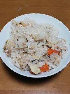ツナ缶で炊き込みご飯-レシピのメイン写真