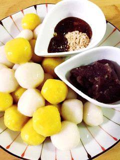 材料2つで簡単!ヘルシーなお豆腐だんご-レシピのメイン写真