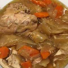 รูปของ 鳥もも肉と玉ねぎ　炊飯器　調味料３つだけ