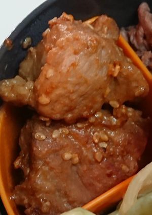胡麻味噌味✨豚肩ロースの簡単蒸し焼き-レシピのメイン写真