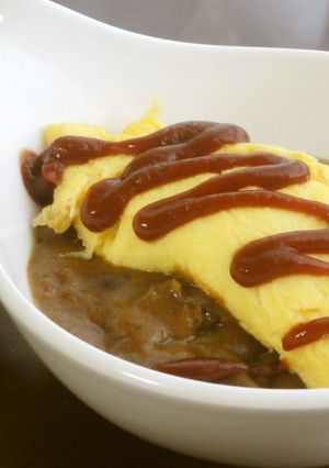 カレーの翌日はカフェランチ♡オムカレー-レシピのメイン写真