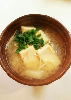 厚揚げ じゃが芋 えのき 味噌汁-レシピのメイン写真
