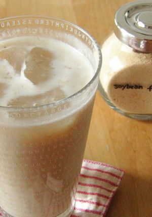 身体に良くて美味しい♪ごまきなこシェイク-レシピのメイン写真
