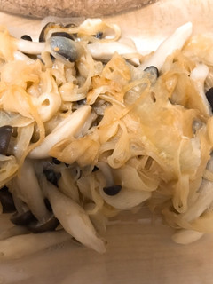 きのことたまねぎ(味噌マヨ味)-レシピのメイン写真