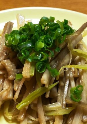 鶏皮ごぼう *☻* in セロリ。-レシピのメイン写真