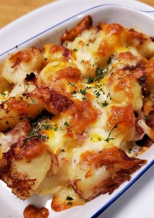 簡単♪コーンビーフとポテトのチーズ焼き-レシピのメイン写真