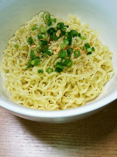 サリ麺で塩焼きそば(カップ塩焼きそば風)-レシピのメイン写真
