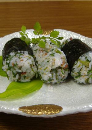 せりのおにぎり-レシピのメイン写真