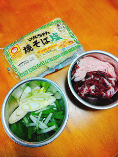 簡単♪イノシシ肉の塩焼きそば-レシピのメイン写真