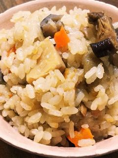 筑前煮アレンジ☆炊き込みご飯-レシピのメイン写真