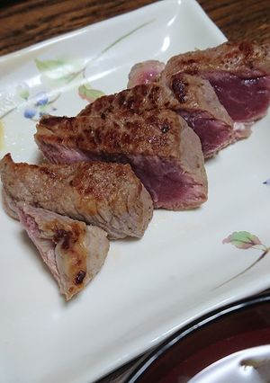 柚子塩で頂く✨牛肩ロースの粉山椒たたき-レシピのメイン写真