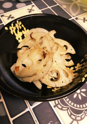 蓮根のアンチョビガーリック炒め-レシピのメイン写真