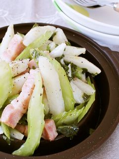 レンジで簡単!長芋とセロリのベーコン炒め-レシピのメイン写真