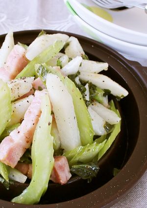 レンジで簡単！長芋とセロリのベーコン炒め-レシピのメイン写真