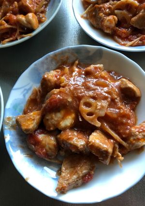 簡単、豚ももブロックレンコントマト煮。-レシピのメイン写真