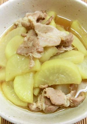 ☆煮物初級☆豚バラと大根の煮物-レシピのメイン写真