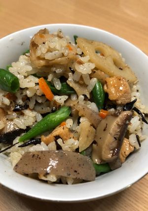 定番ひじきのしっとり味ご飯-レシピのメイン写真