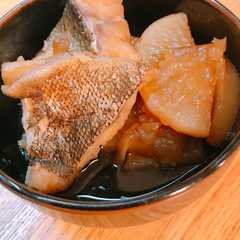 รูปของ 簡単フライパンで真鱈と大根のこっくり煮物