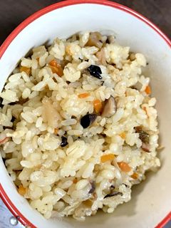余ったお餅でおこわ風炊き込みご飯-レシピのメイン写真