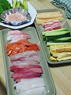 色んな具で手巻き寿司♪-レシピのメイン写真