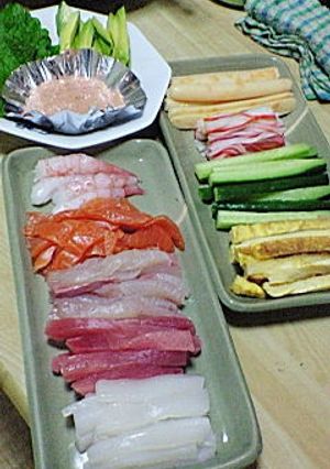 色んな具で手巻き寿司♪-レシピのメイン写真