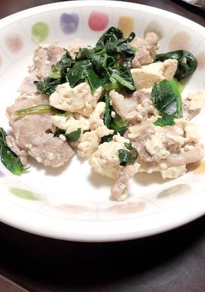 小松菜と豆腐と豚ロース炒め-レシピのメイン写真