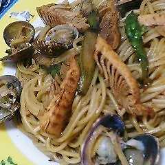 รูปของ アサリとタケノコの春パスタ