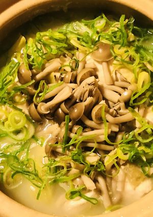 鶏肉のキャベツ＆レタスがスッキリ野菜茸鍋-レシピのメイン写真