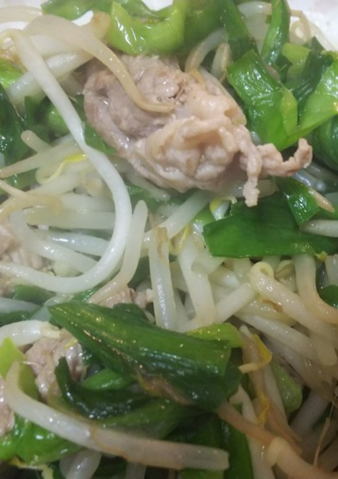 簡単中華・豚肉とニラとモヤシの塩炒め-レシピのメイン写真