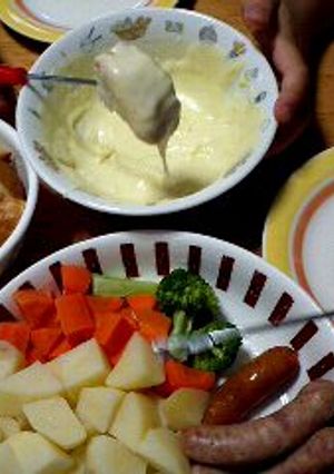 チーズフォンデュ♪とろみはそば粉で-レシピのメイン写真