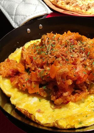 おうち洋食☆鉄板で☆巻かないオムライス♪-レシピのメイン写真