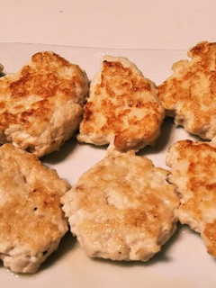 鶏ミンチと豆腐で☆ヘルシーハンバーグ-レシピのメイン写真