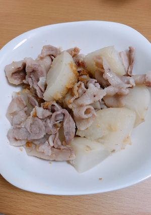 生姜が香るカブと豚バラ肉の蒸し煮-レシピのメイン写真