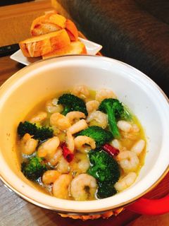 エビとブロッコリーのアヒージョ-レシピのメイン写真