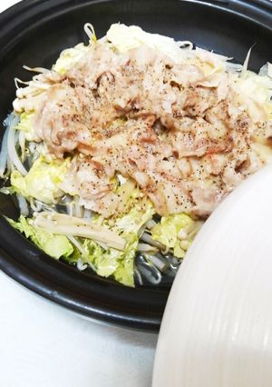 タジン鍋で簡単！豚バラ肉のレンジ蒸し-レシピのメイン写真