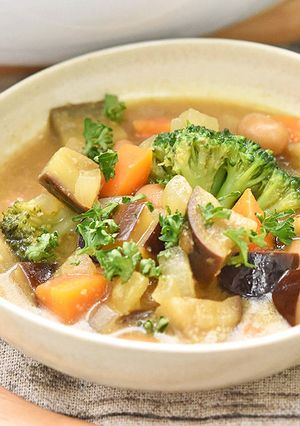 大豆と野菜と玄米甘酒のカレースープ-レシピのメイン写真