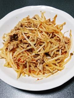 節約♪豚肉ともやしのキムチ炒め-レシピのメイン写真