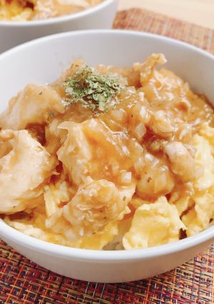 お手軽！チキンごろごろ和風オム丼-レシピのメイン写真