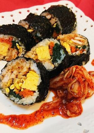 ☆キンパ風～豚キムチ入り海苔巻き☆-レシピのメイン写真