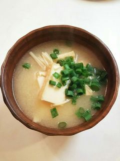 厚揚げ えのき 小ネギ 味噌汁-レシピのメイン写真