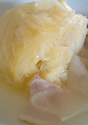 丸ごとキャベツの簡単コンソメ煮-レシピのメイン写真