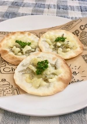 余った餃子の皮でパリパリおつまみ-レシピのメイン写真