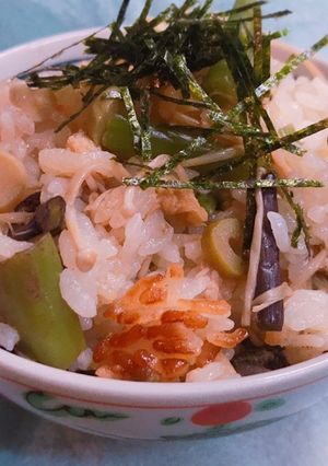 簡単！炊飯器に入れるだけ！山菜ごはん-レシピのメイン写真