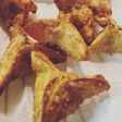 じゃがいもとグリーンピースのサモサ