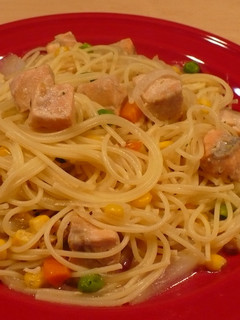 新玉ねぎと鮭をパスタで食べる。-レシピのメイン写真
