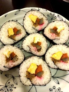 五目巻き寿司(太巻き)-レシピのメイン写真